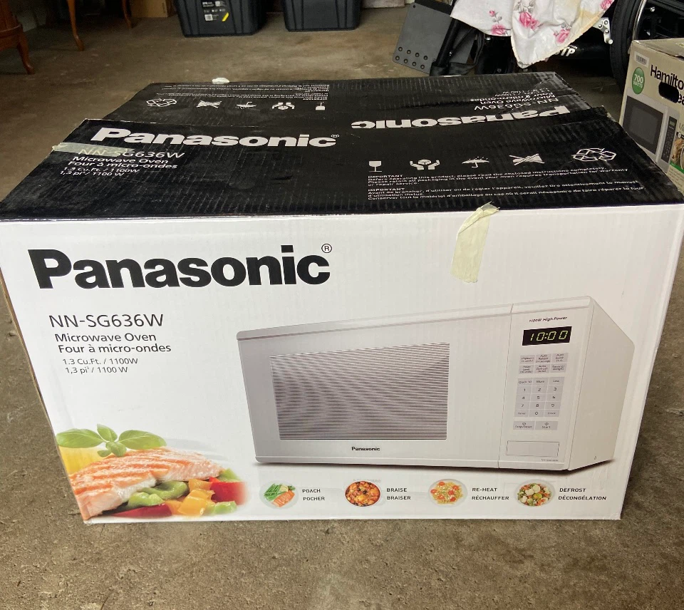 Panasonic NN-SG636W Microwave Oven