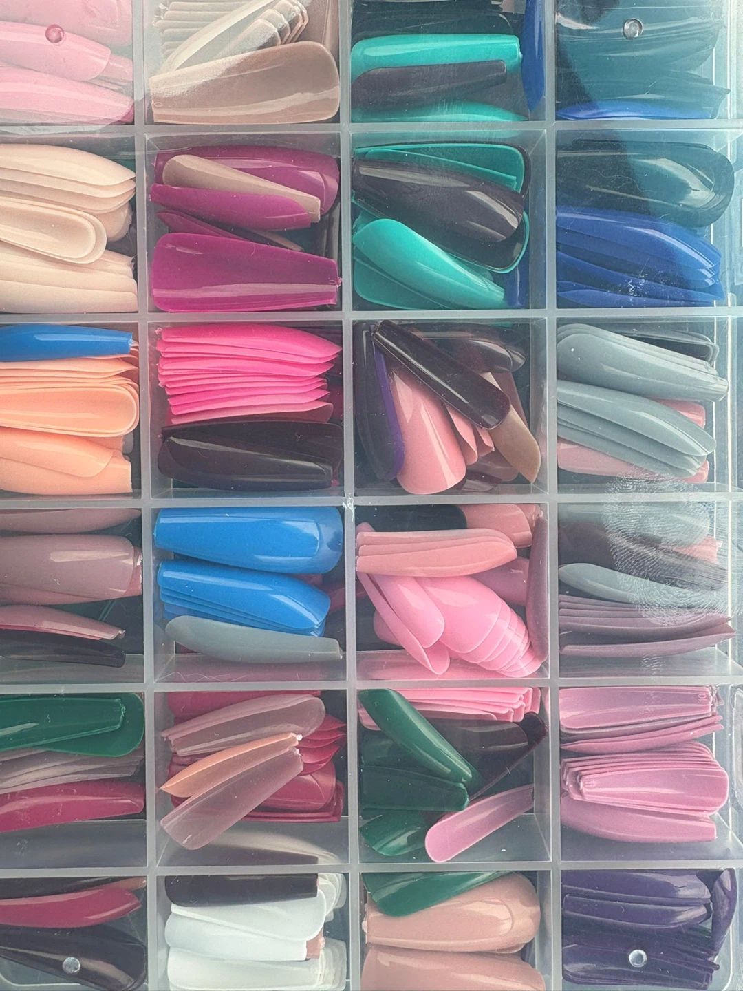Assorted Press-on Nail Tips Set
