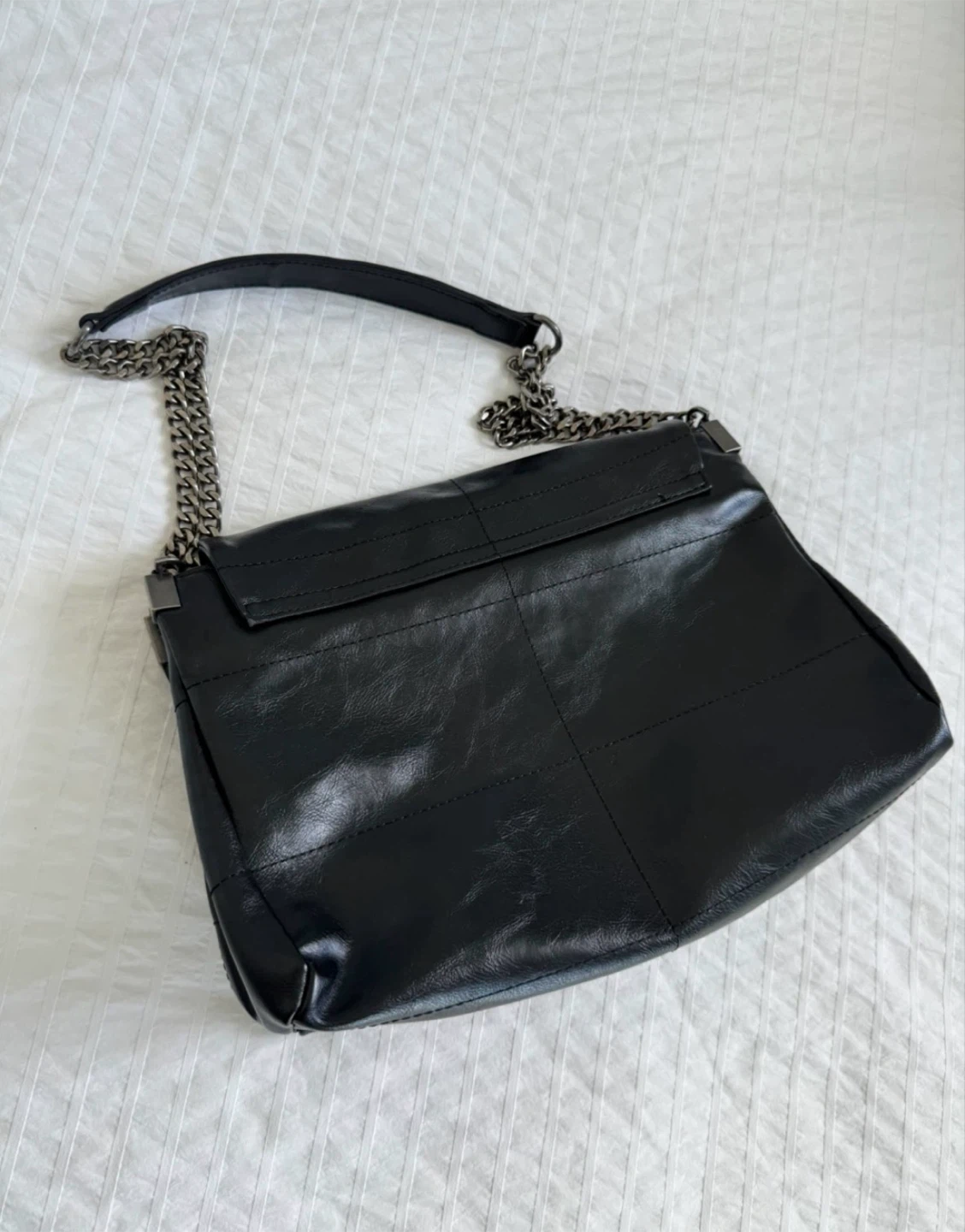 Black Shoulder Bag / Crossbody Bag – Chain Strap – $30 - photo 4