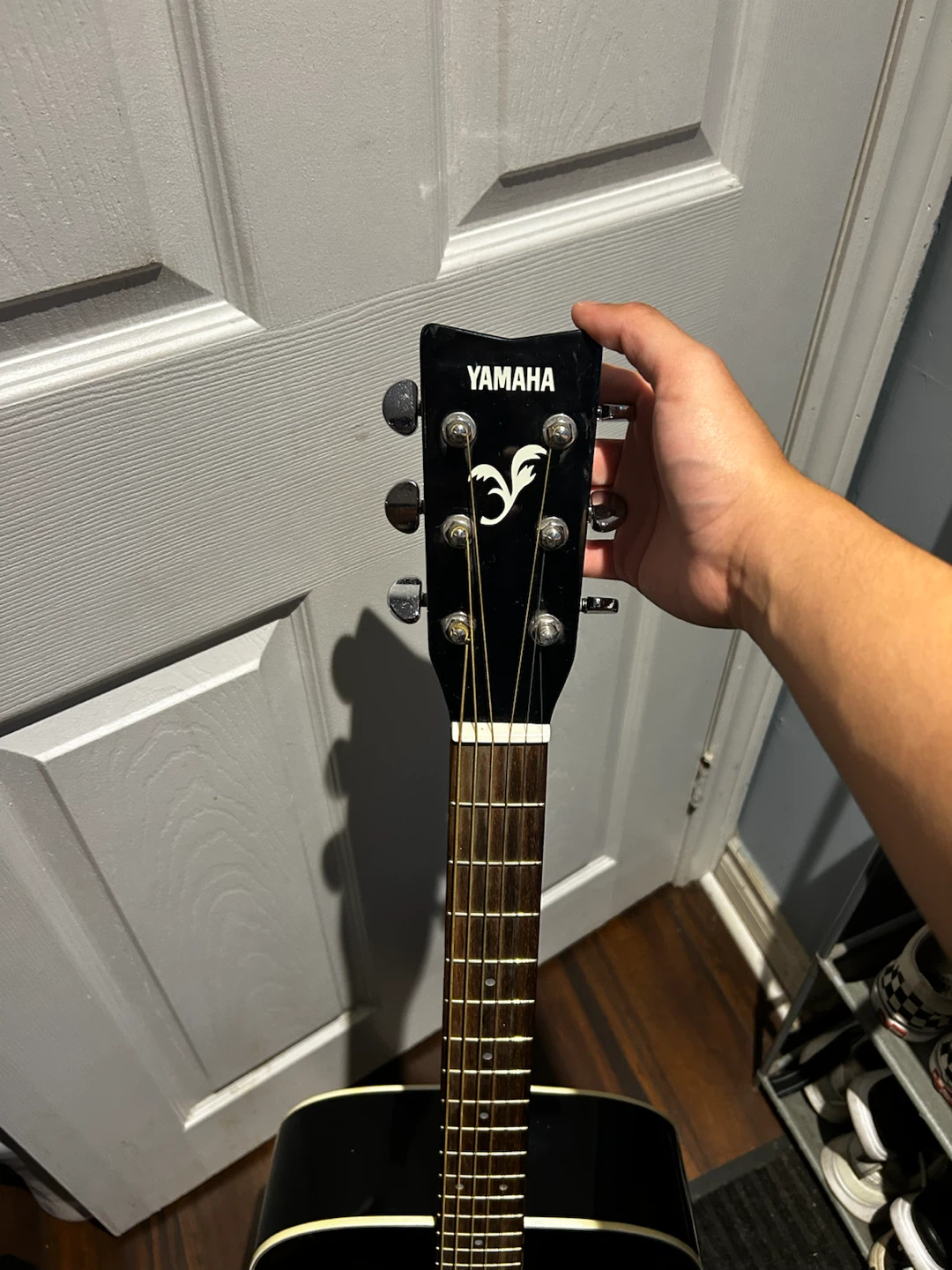 Yamaha F370 BL Acoustic Guitar - photo 3