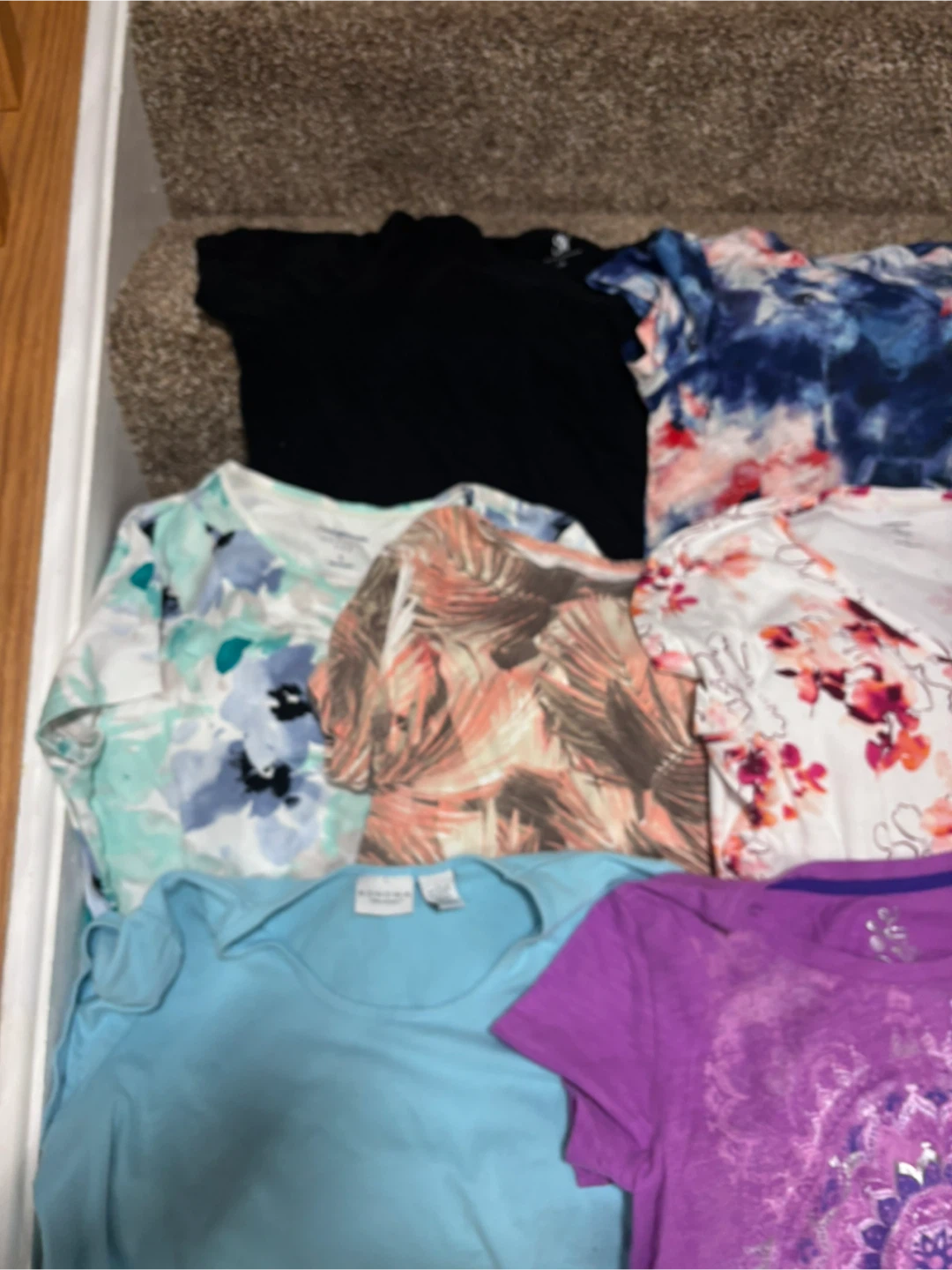 Lot of 7 Size L Assorted Women's T-Shirts - photo 3