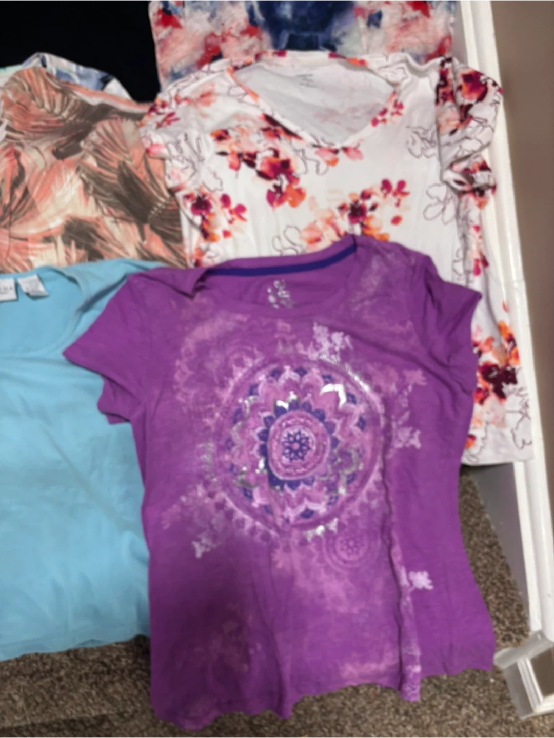 Lot of 7 Size L Assorted Women's T-Shirts - photo 4
