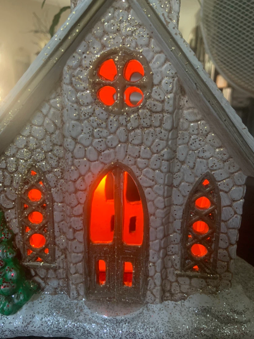 Light-Up Ceramic Church Christmas Village House - photo 3