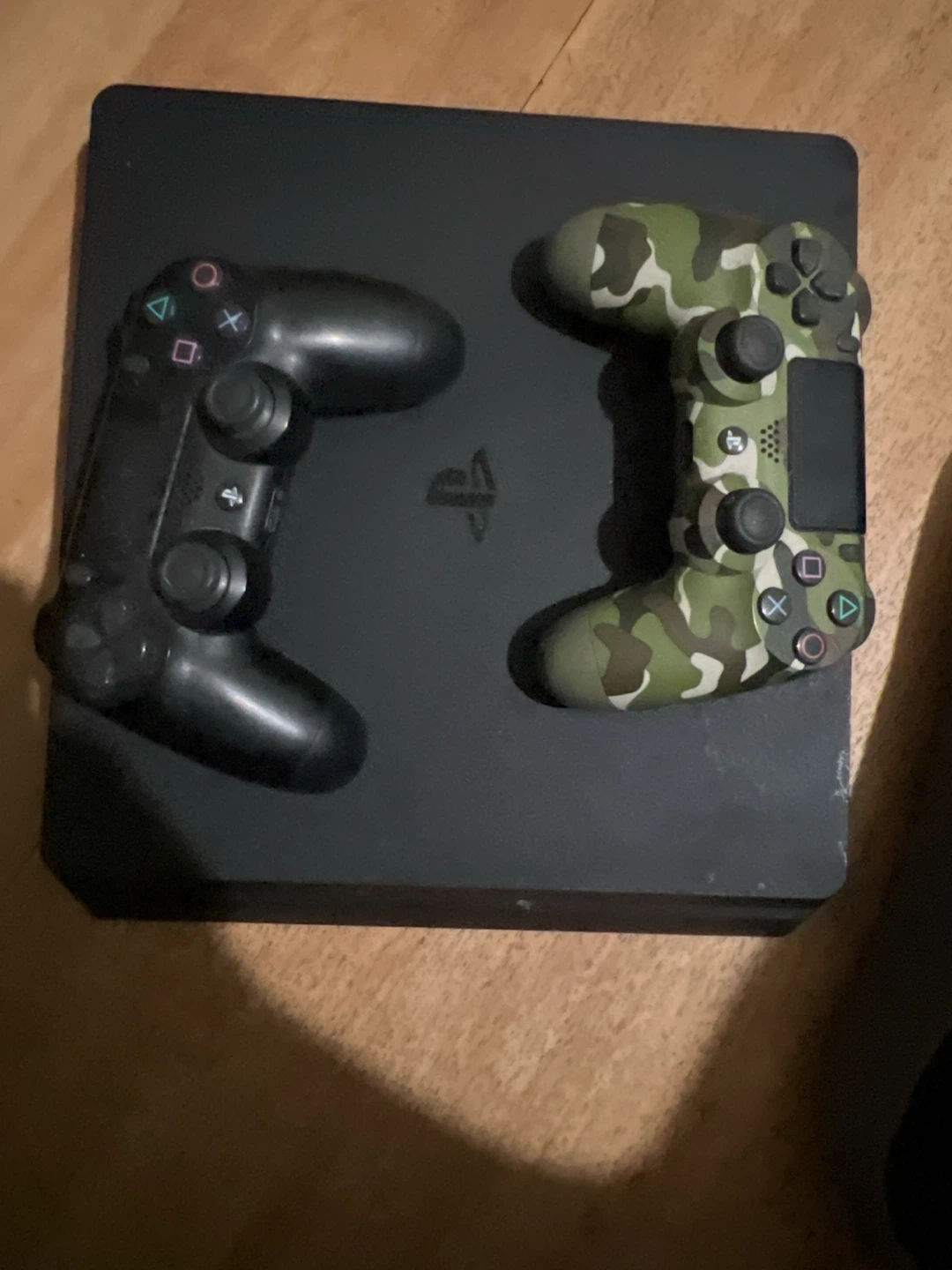 Playstation 4 Console with 2 Controllers