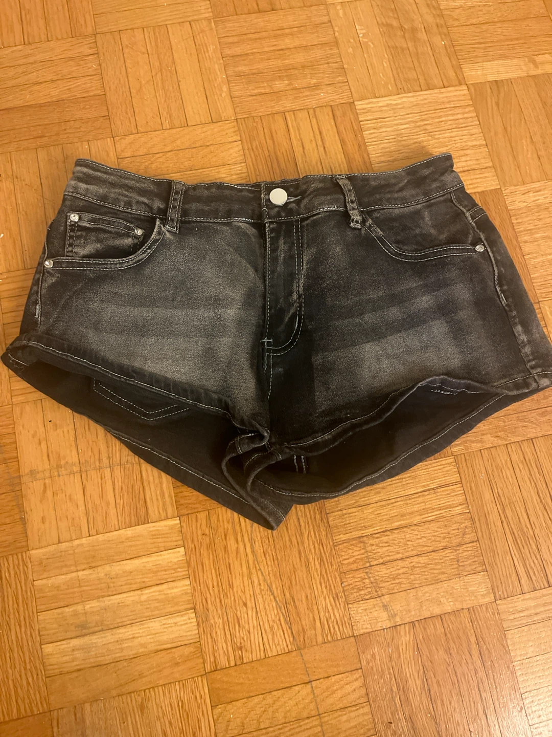 Distressed Black Denim Shorts with Skull Embellishments - photo 2
