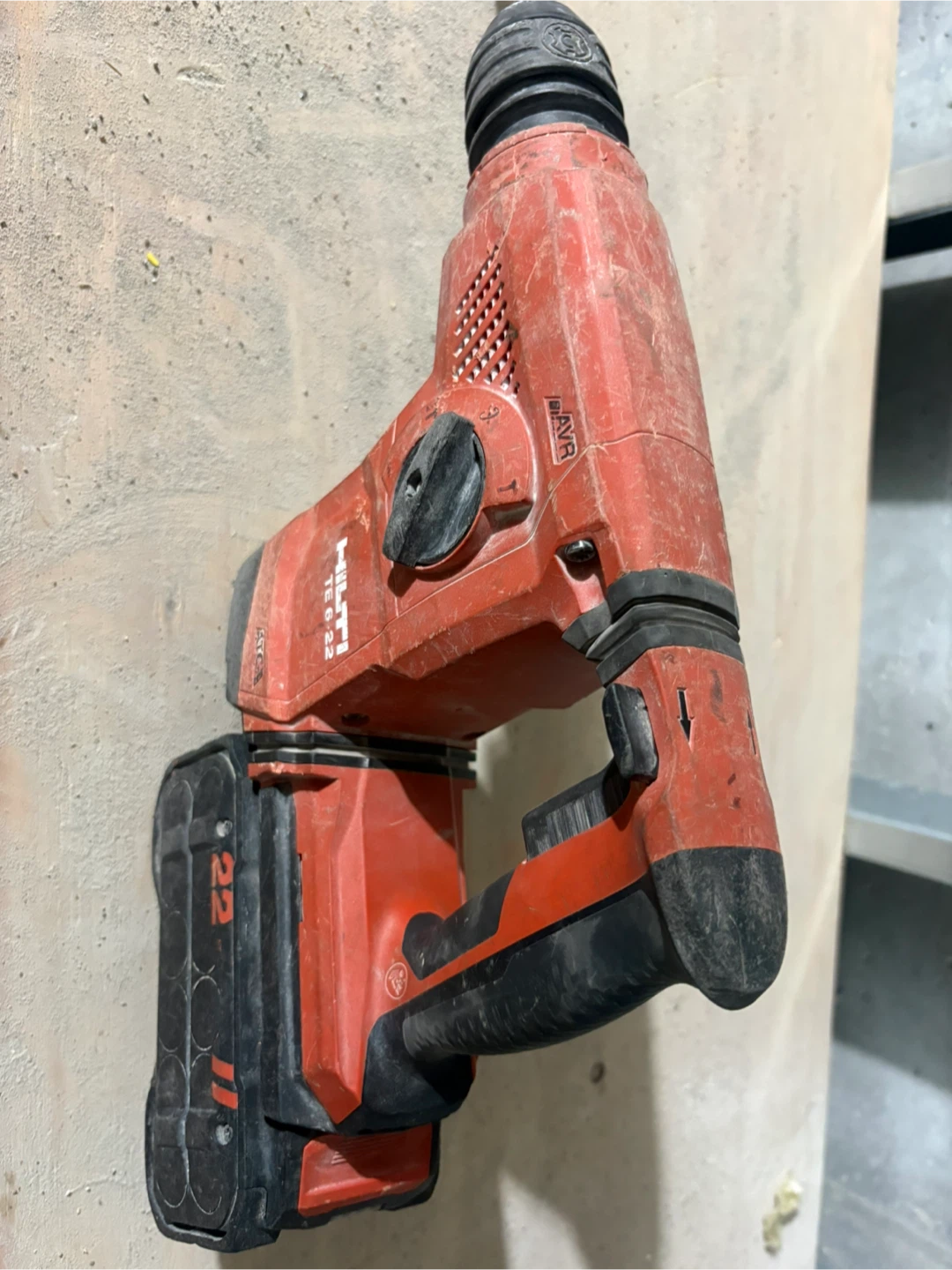 Hilti TE 6-22 Cordless Rotary Hammer - photo 2
