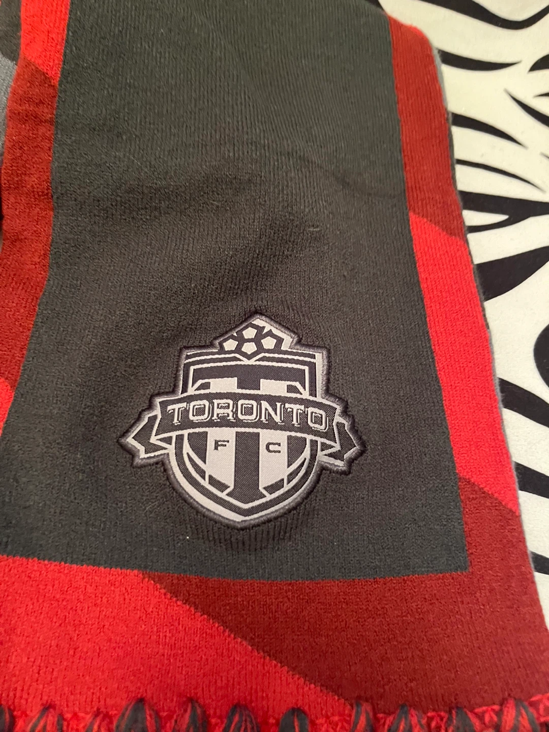 ⚽️ Toronto FC 2020 "All For One / They Will See Red" scarf ⚽️ - photo 5