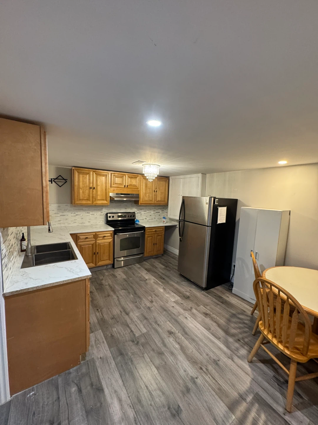 1 Bed I 1 Bath Basement