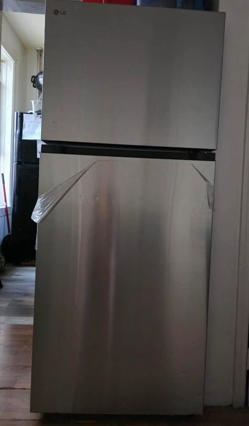 Refrigerator