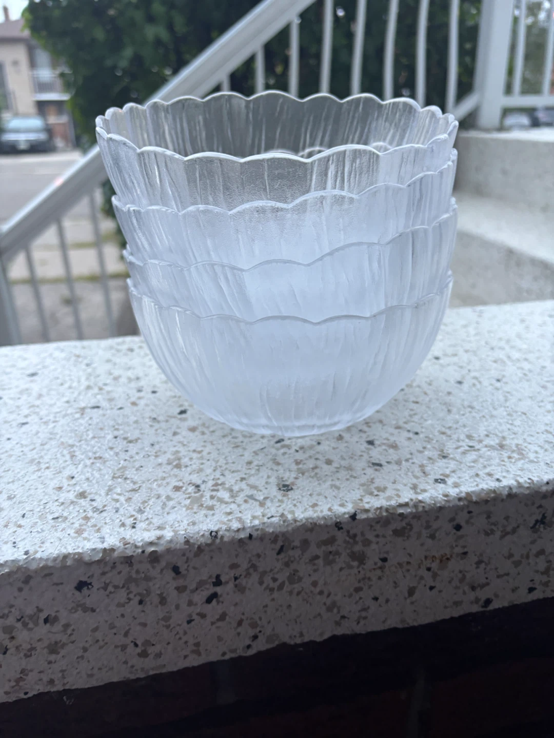Set of 4 Textured Glass Bowls
