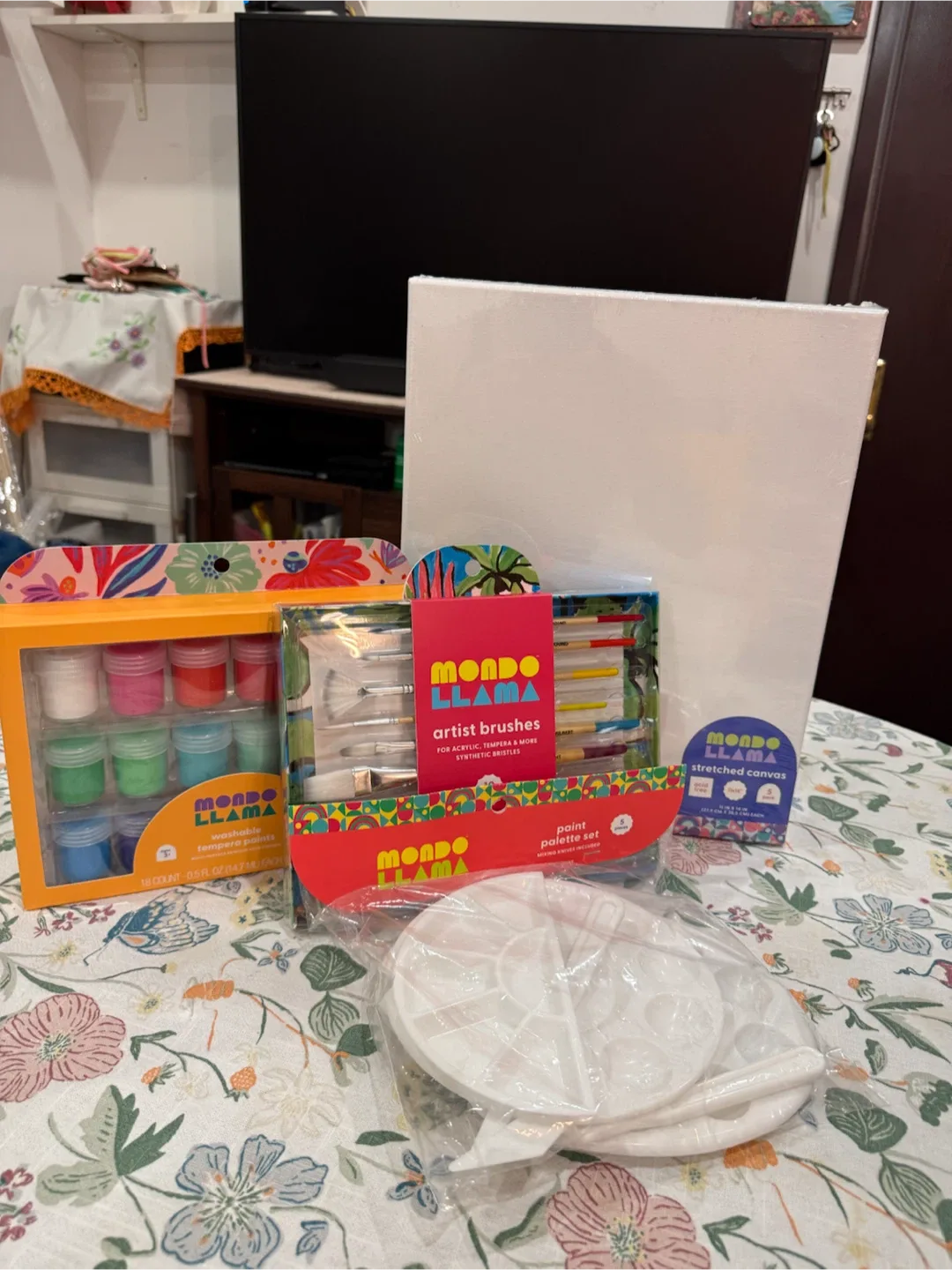 Mondo Llama Painting Supply Bundle - photo 2