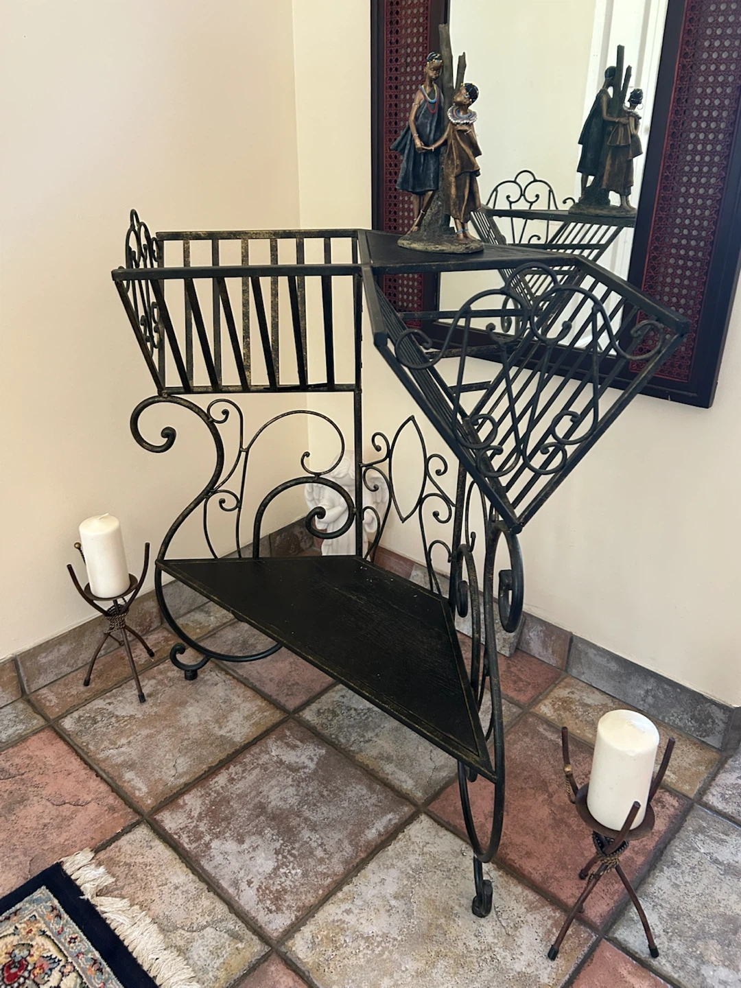 Elegant Glass & Iron Living Room Table Set + Entry table/cosoul