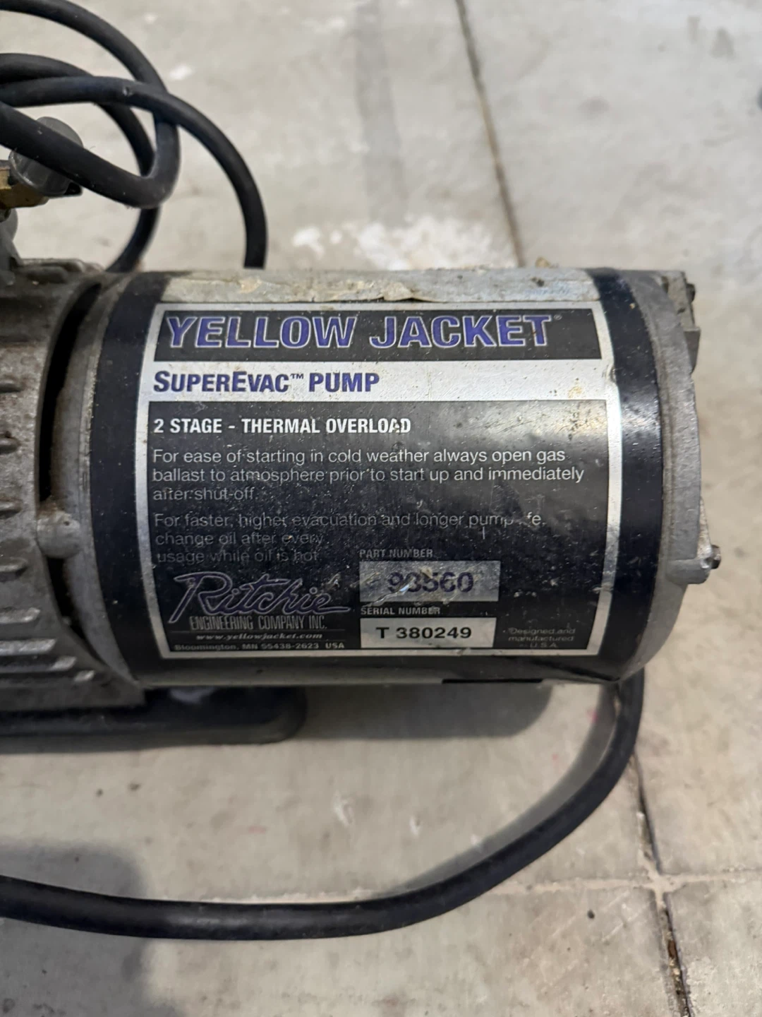 Yellow Jacket SuperEvac Pump - photo 2