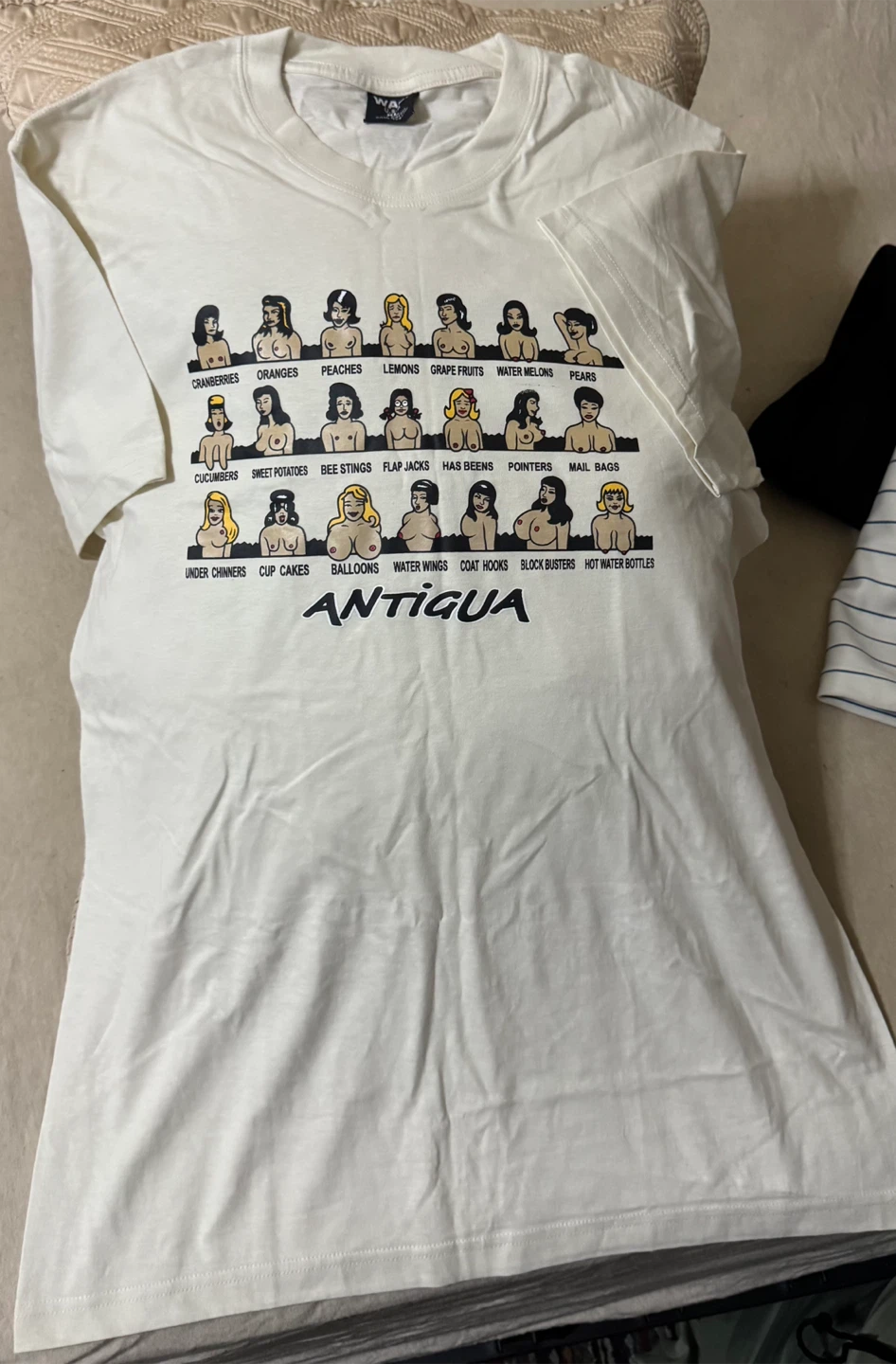 Boobs T-Shirt - photo 3