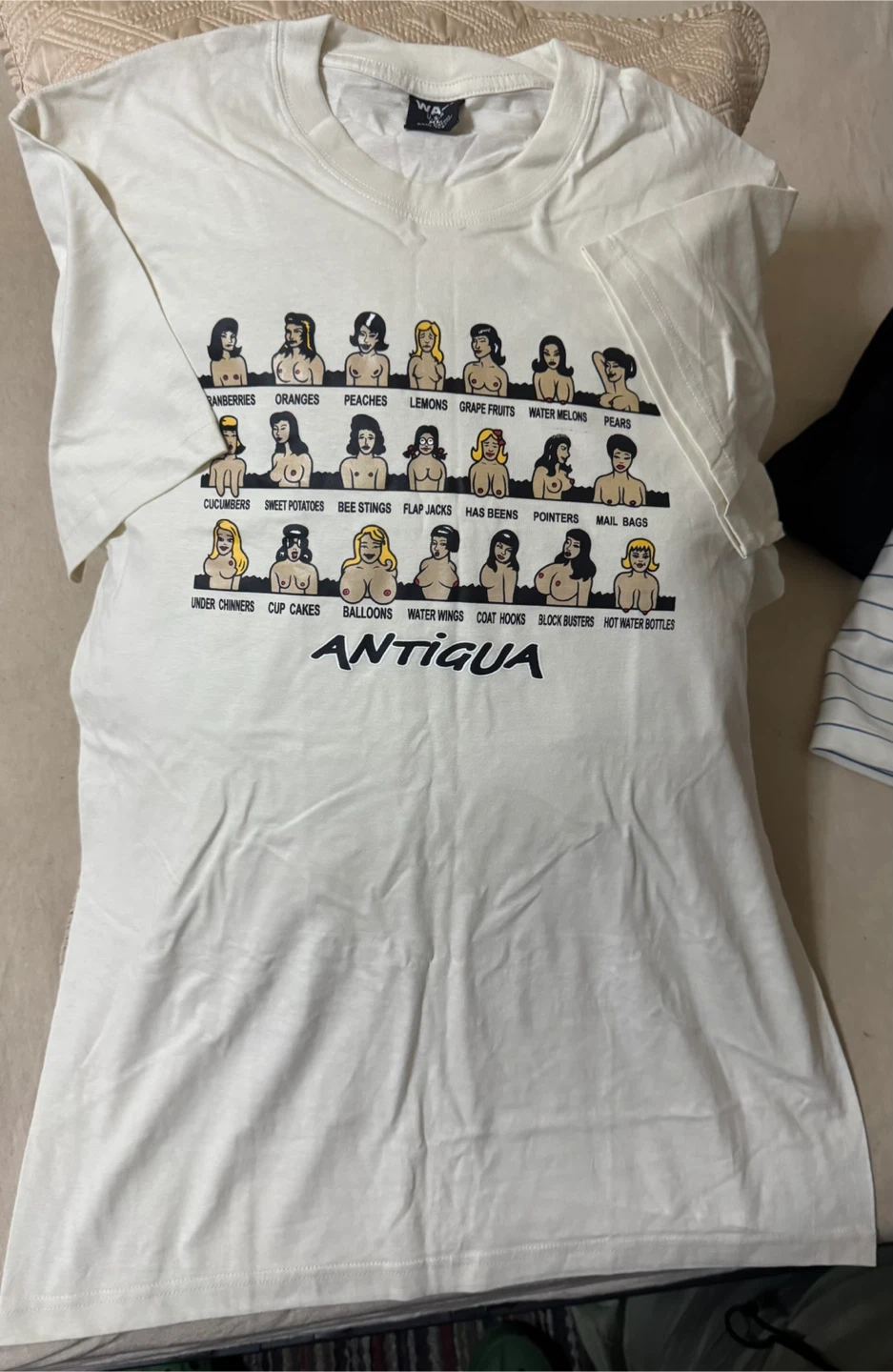 Boobs T-Shirt - photo 5