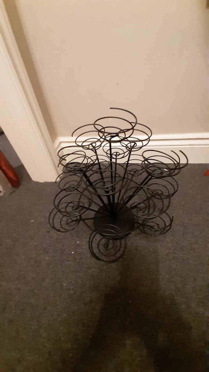 Black Metal Cupcake Stand - photo 2