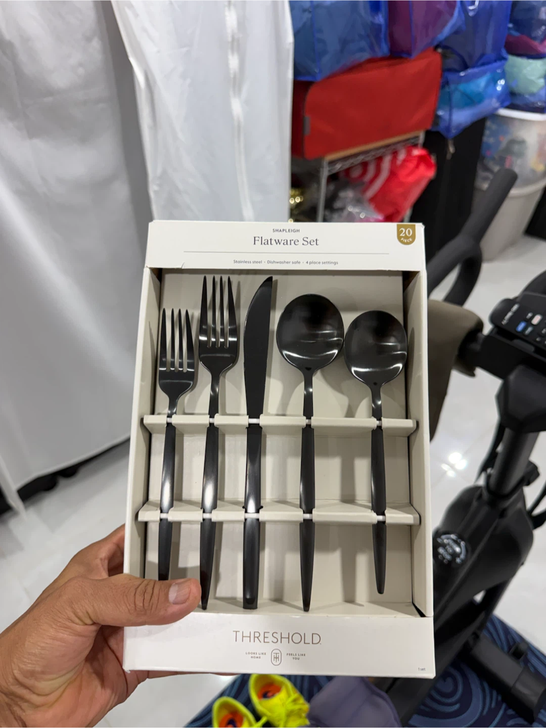 Threshold Shapleigh 20-Piece Flatware Set - photo 2