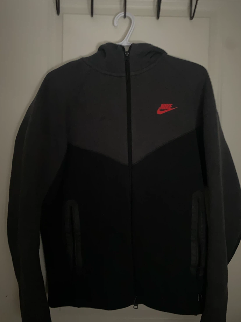 Nike Tech Fleece Full-Zip Hoodie Black