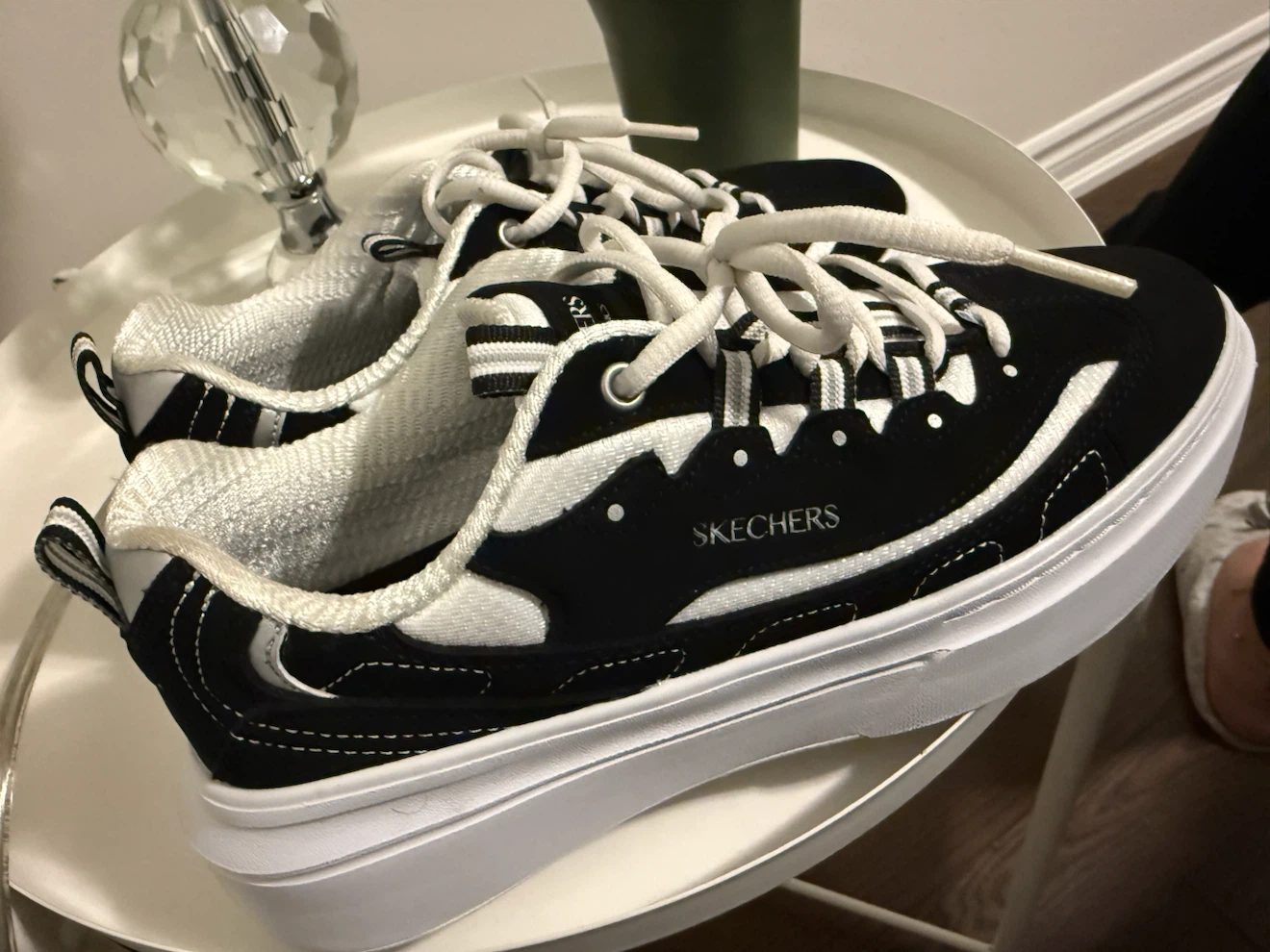 Skechers Court & Classics Sneakers size 8.5 - photo 3
