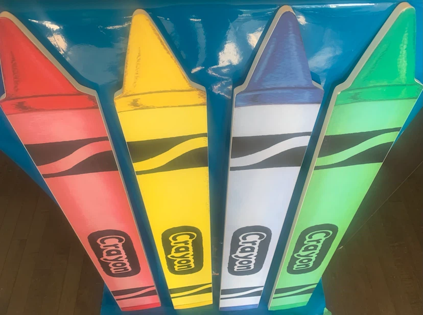🌈 Crayon Wall Decor - photo 2