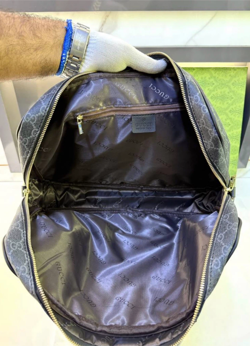 Gucci Monogram Messenger Bag - photo 3