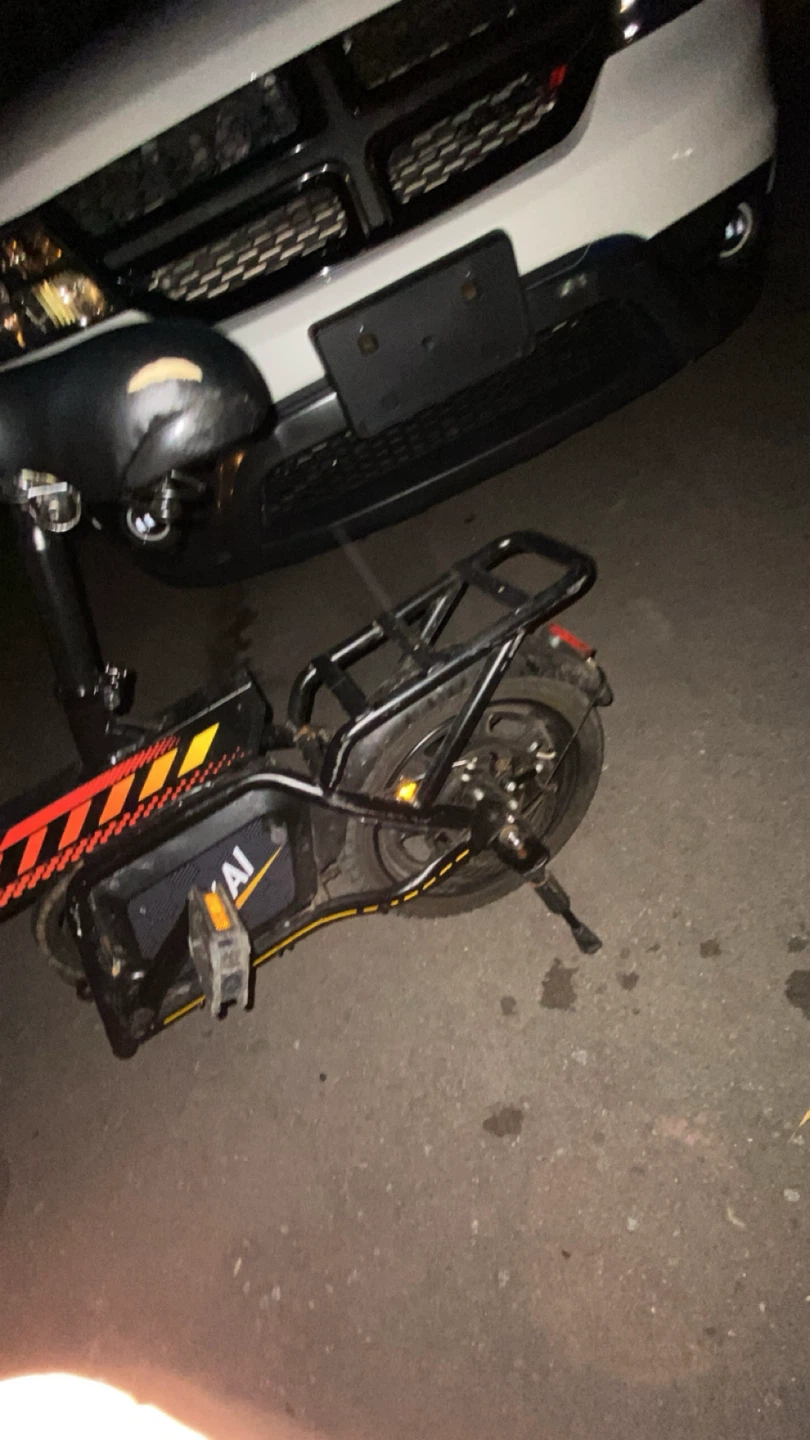 Pixal electric bike been used. Need a new charger - photo 2