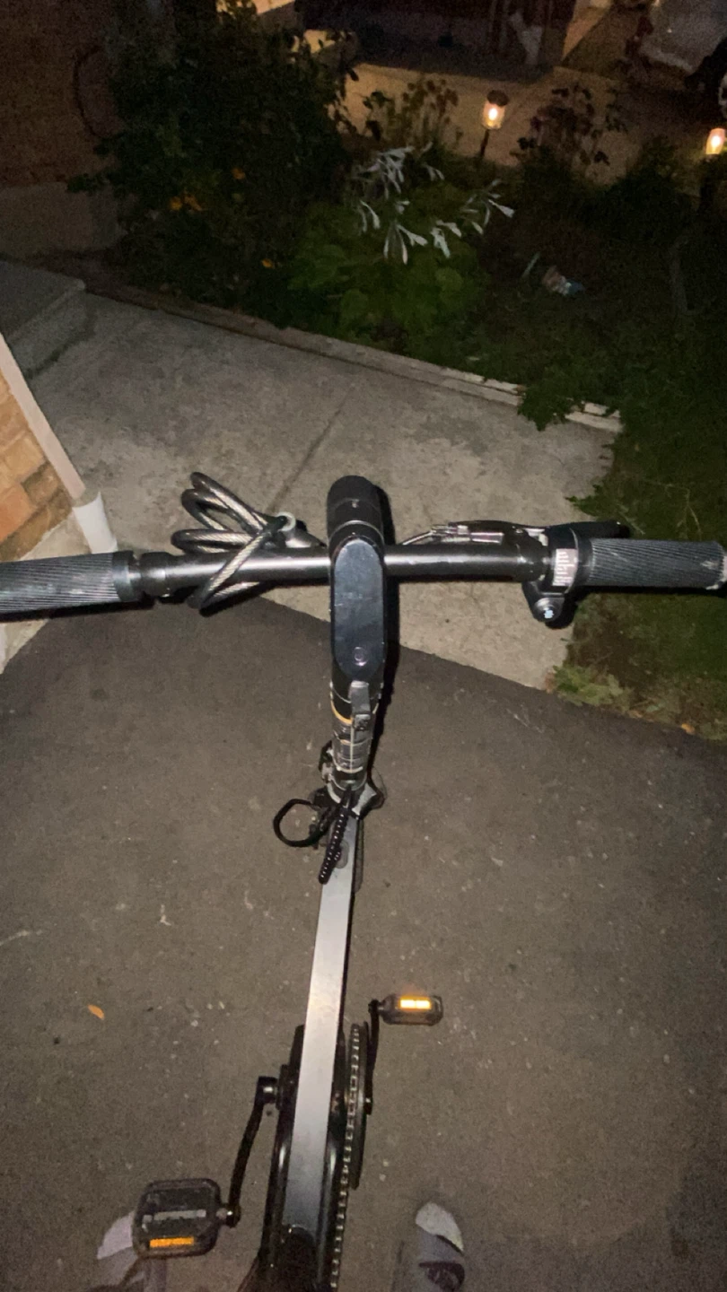 Pixal electric bike been used. Need a new charger - photo 3
