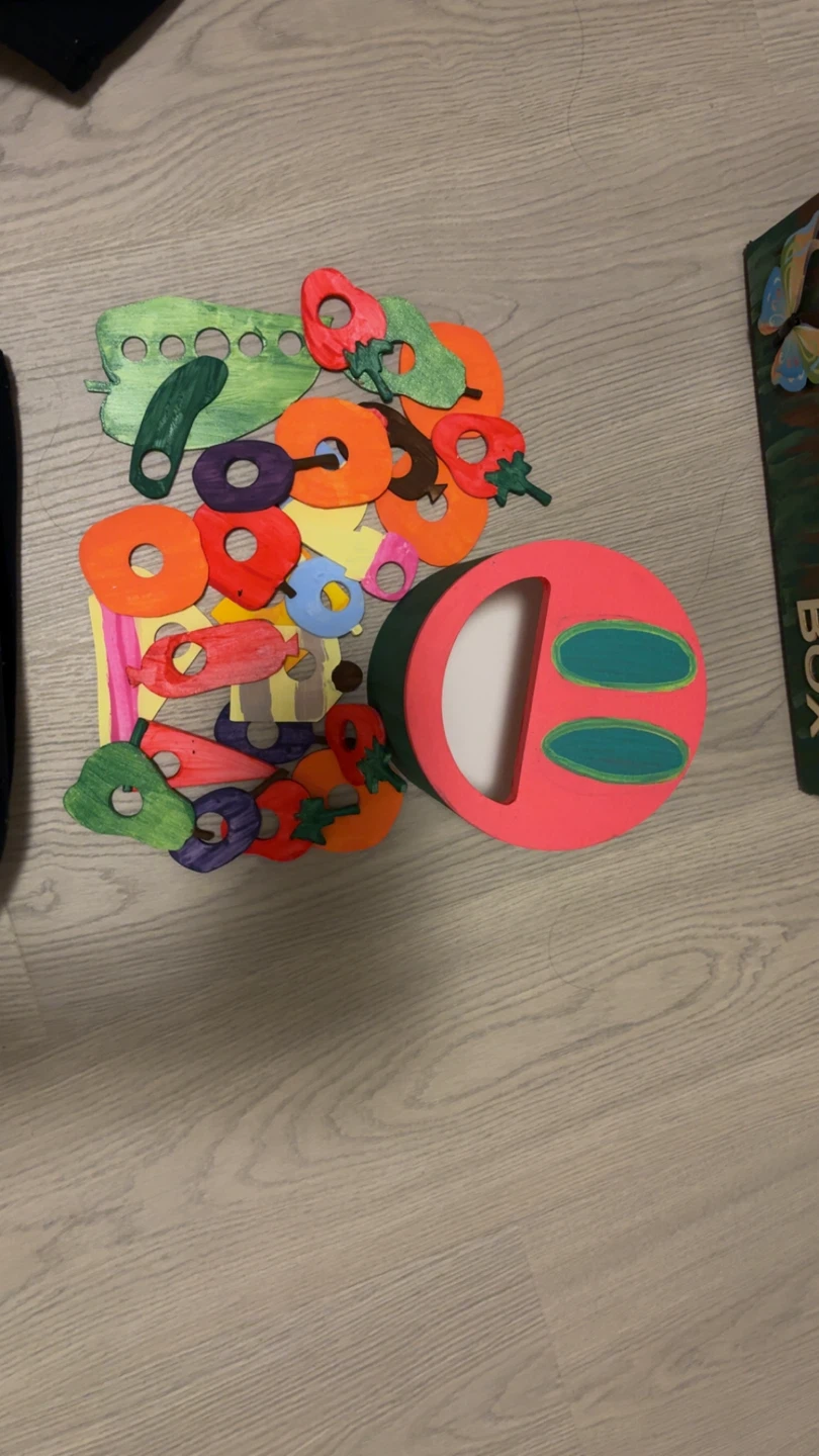 The Very Hungry Caterpillar Lacing Toy