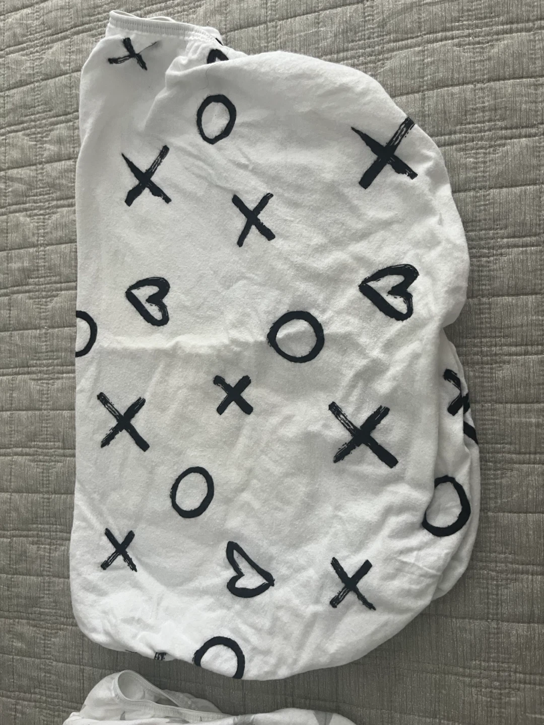 Kushies Bassinet Sheet Set - Feathers & X's - photo 3