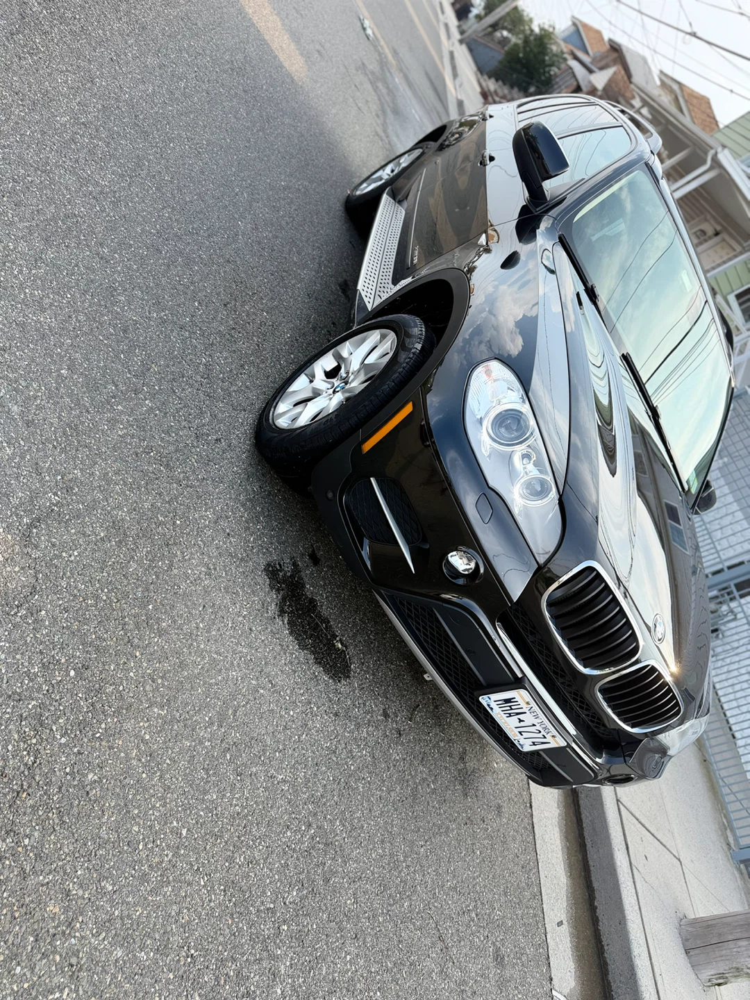 BMW X5 SUV - photo 2