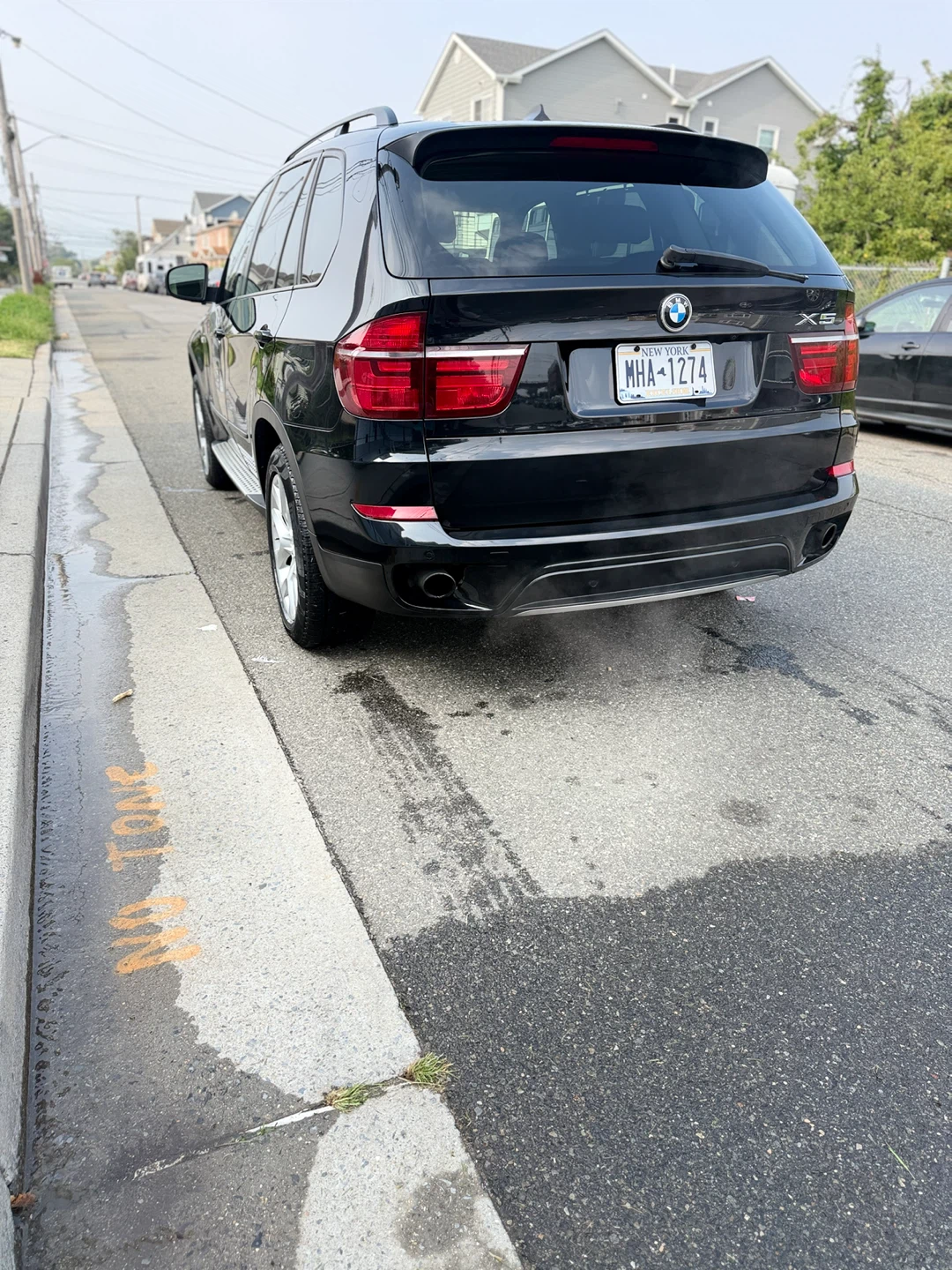 BMW X5 SUV - photo 4