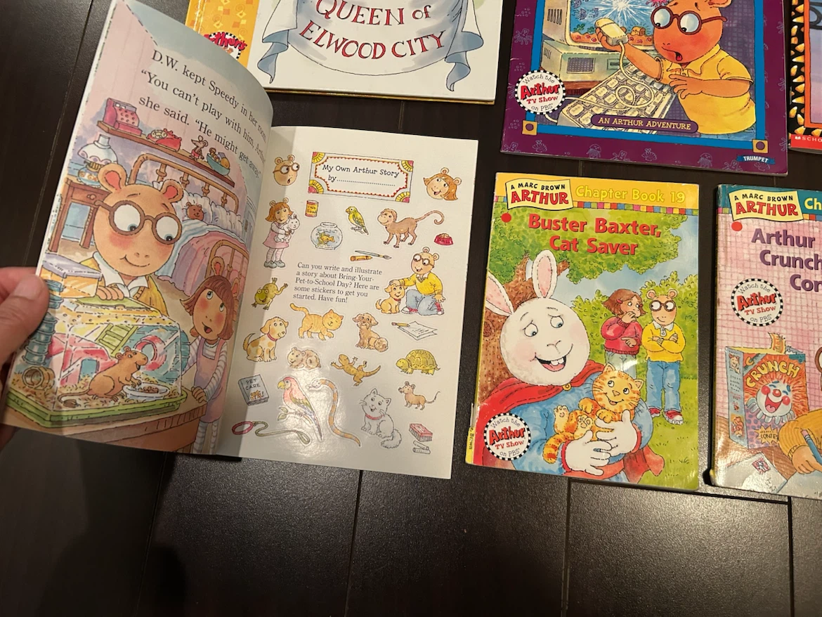 Set of 6 Marc Brown Arthur Children's Books - photo 2