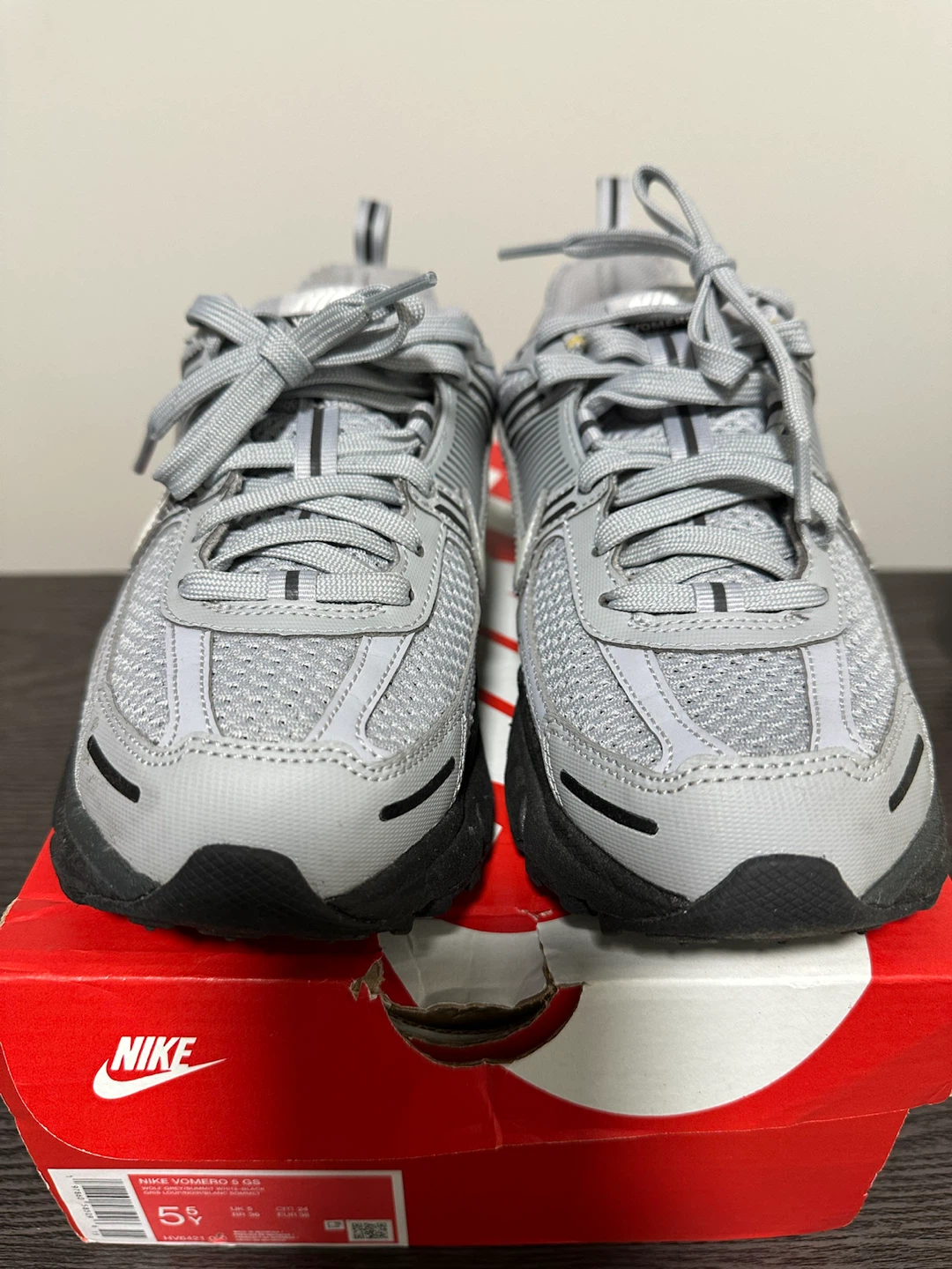 SHOES