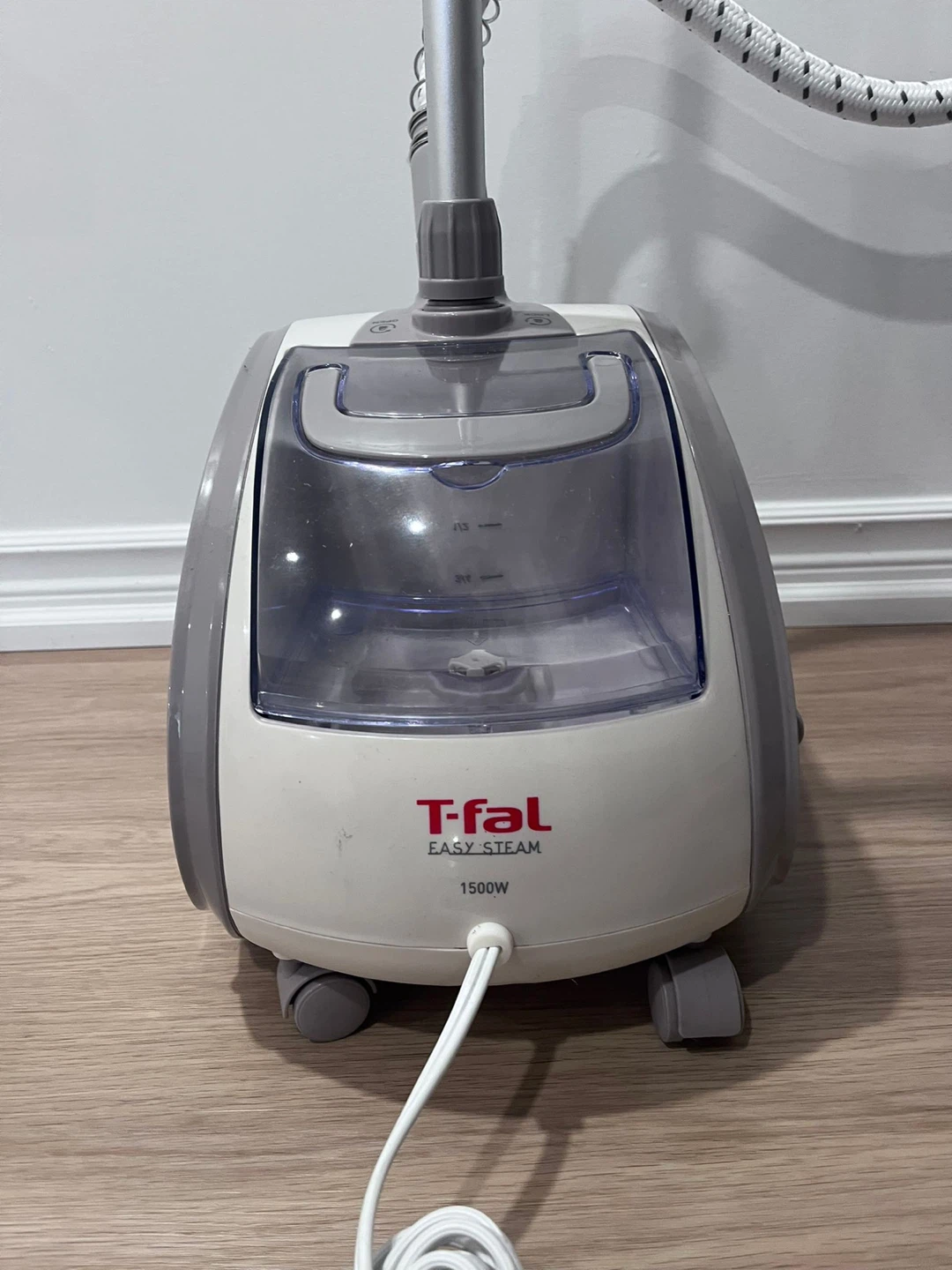 T-fal Easy Steam 1500W Garment Steamer - photo 3