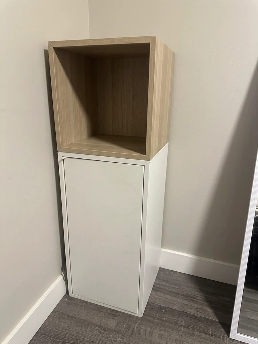 Moving Out Sale! Cabinet and Drawers! All for 100. - photo 2