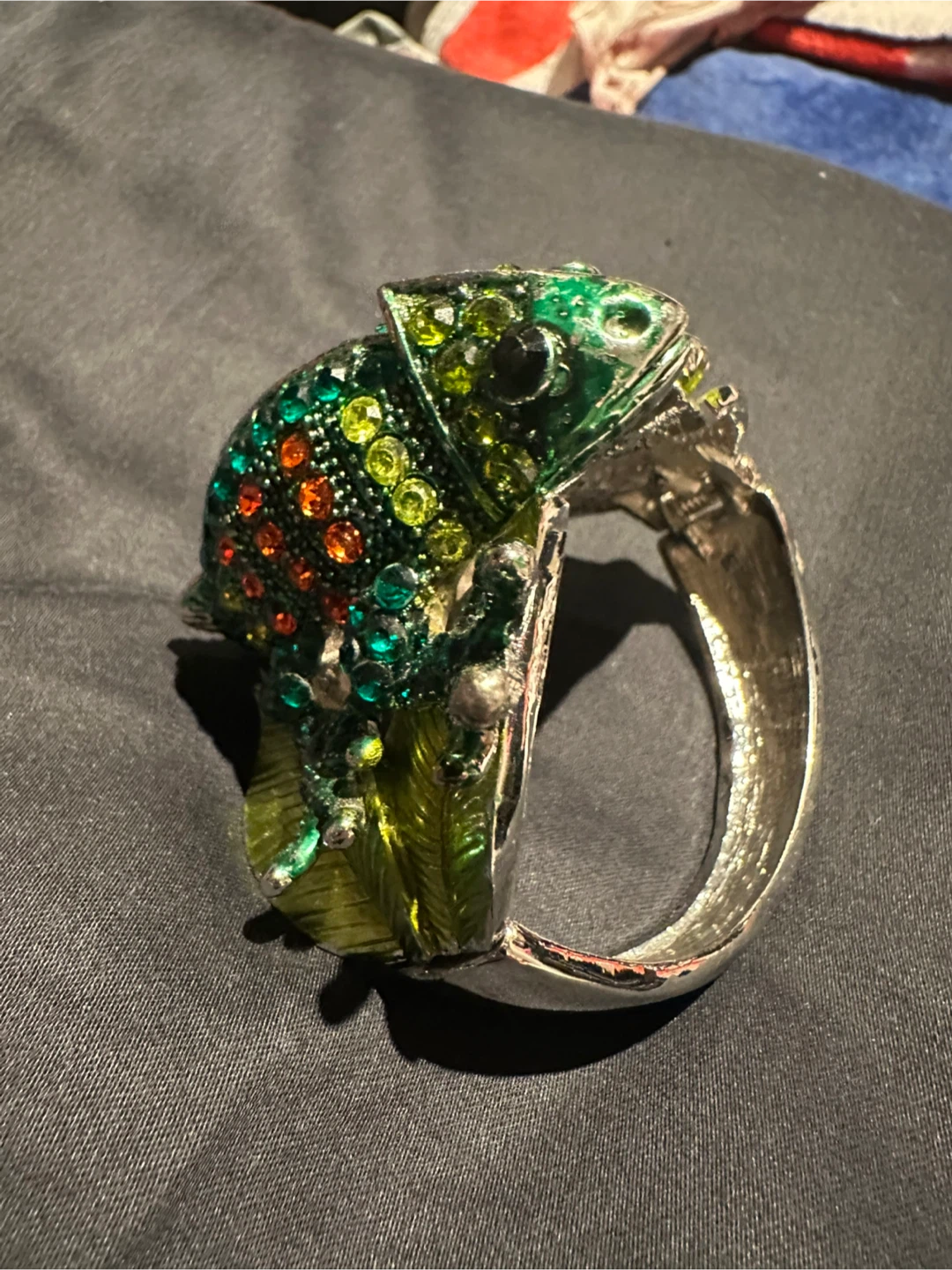 Chameleon Rhinestone Cuff Bracelet - photo 3