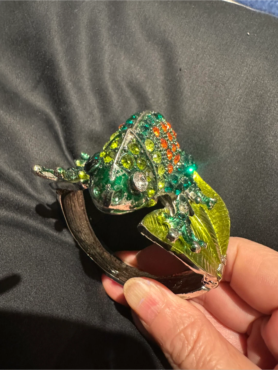 Chameleon Rhinestone Cuff Bracelet - photo 4