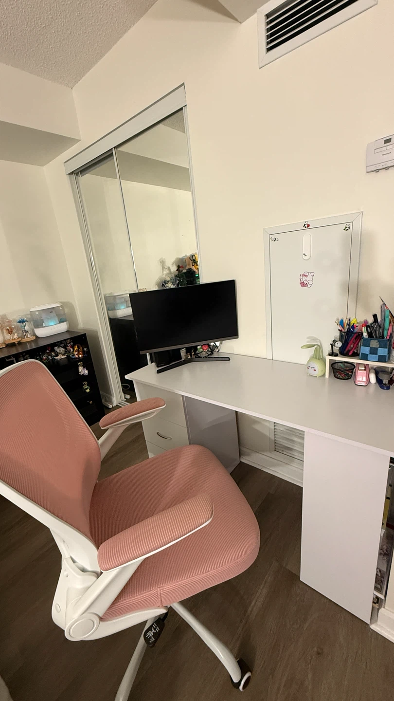 White Desk with Drawers - photo 2