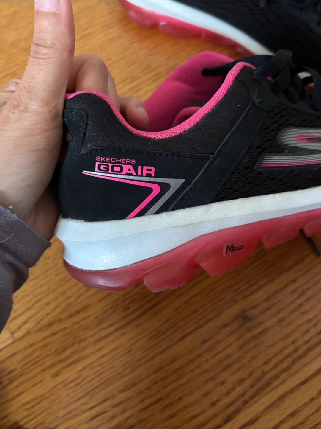 Sketchers women’s size 7 - photo 4