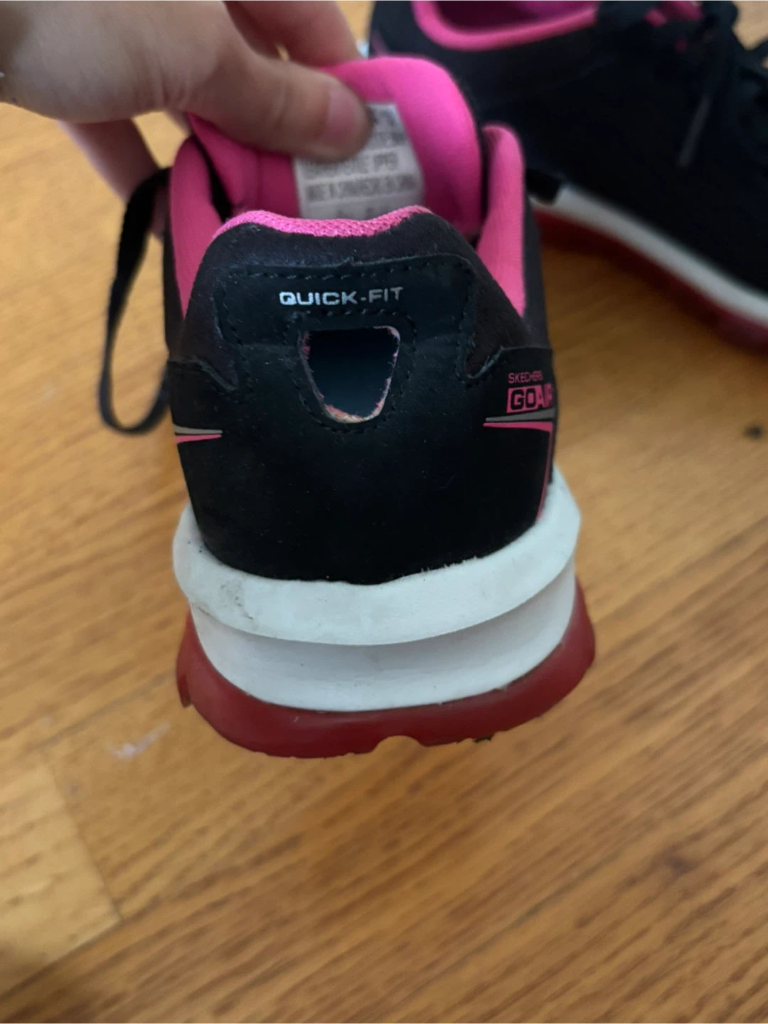 Sketchers women’s size 7 - photo 5