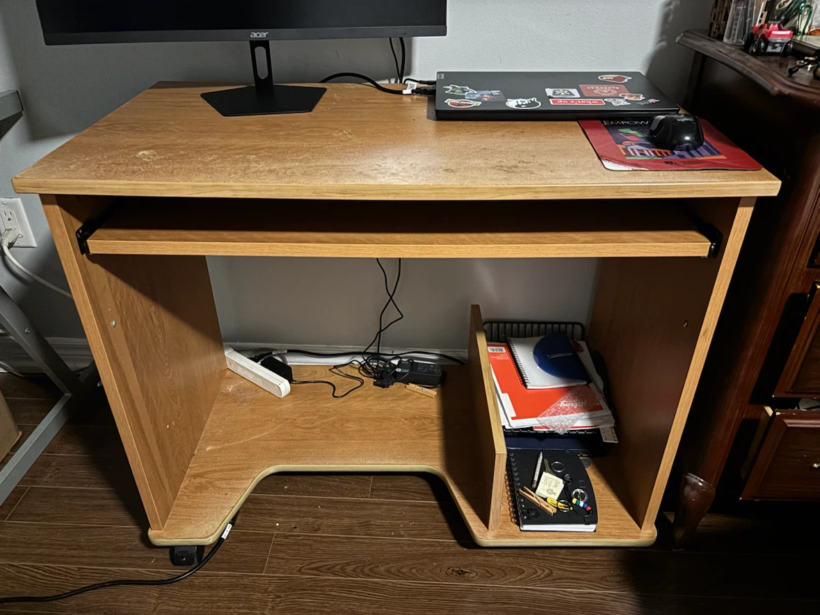 Wooden Computer Desk with Keyboard Tray