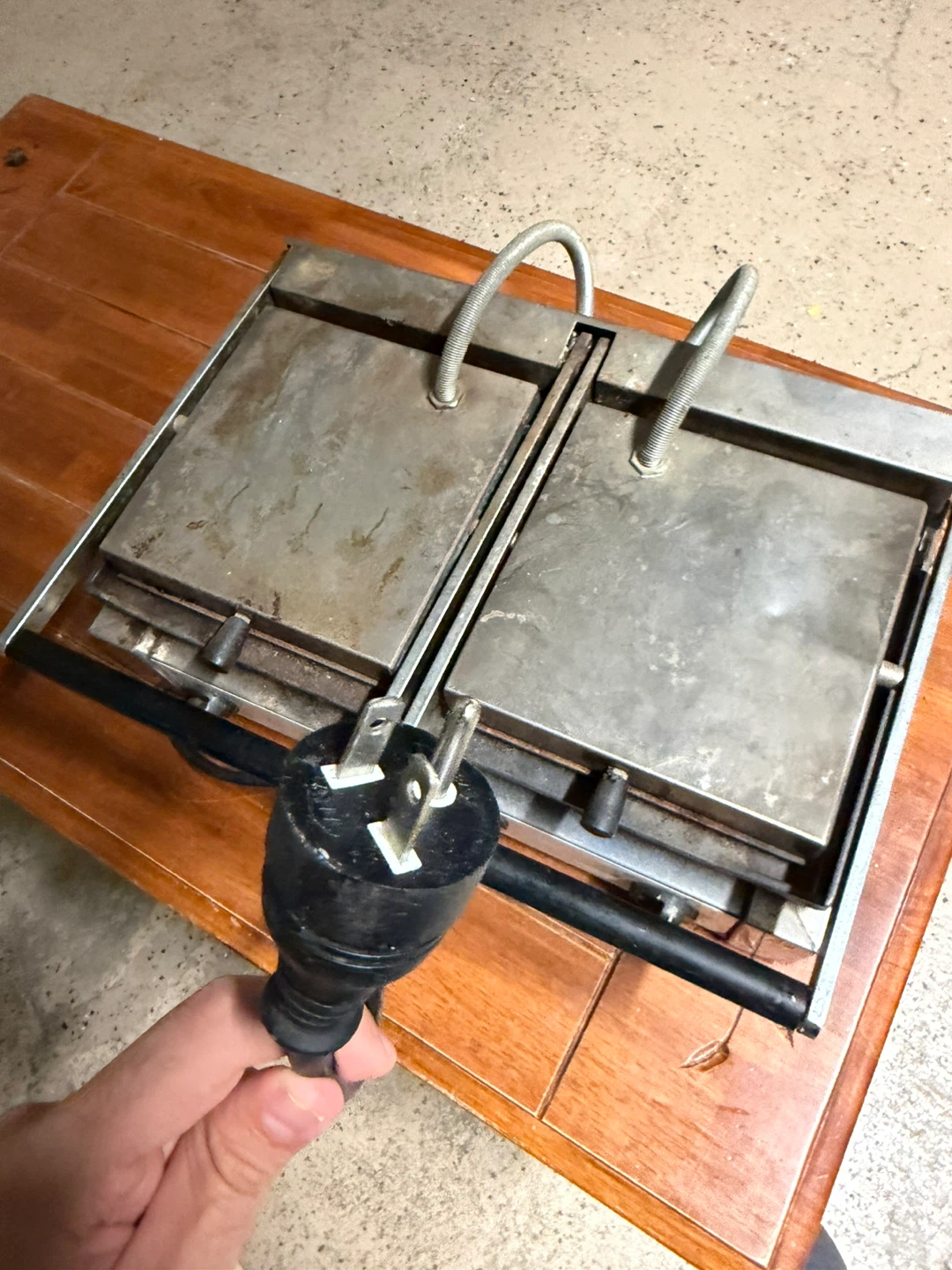 Eurodib dual commercial panini press