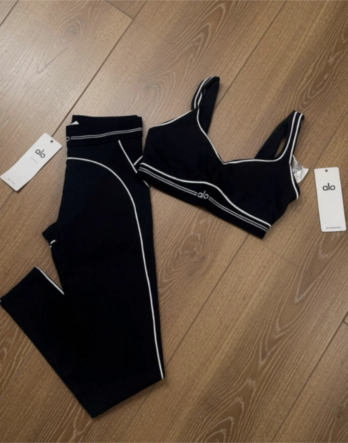 ALO YOGA Black & White Trim Bra and Leggings Set