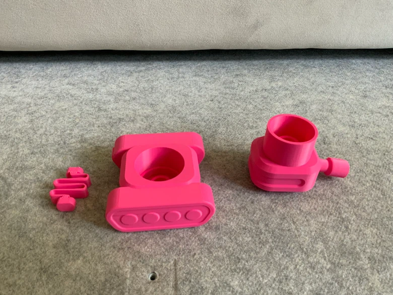 Pink toy tank - photo 2