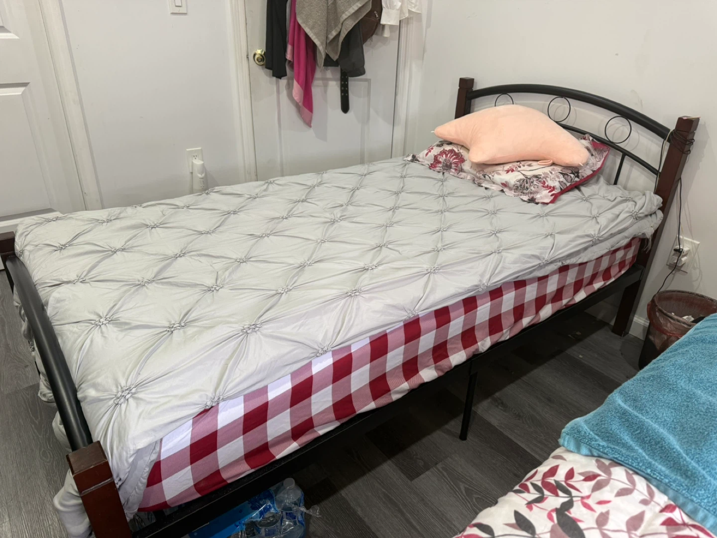 Se renta habitación hamoblada  para pareja o una persona - photo 4