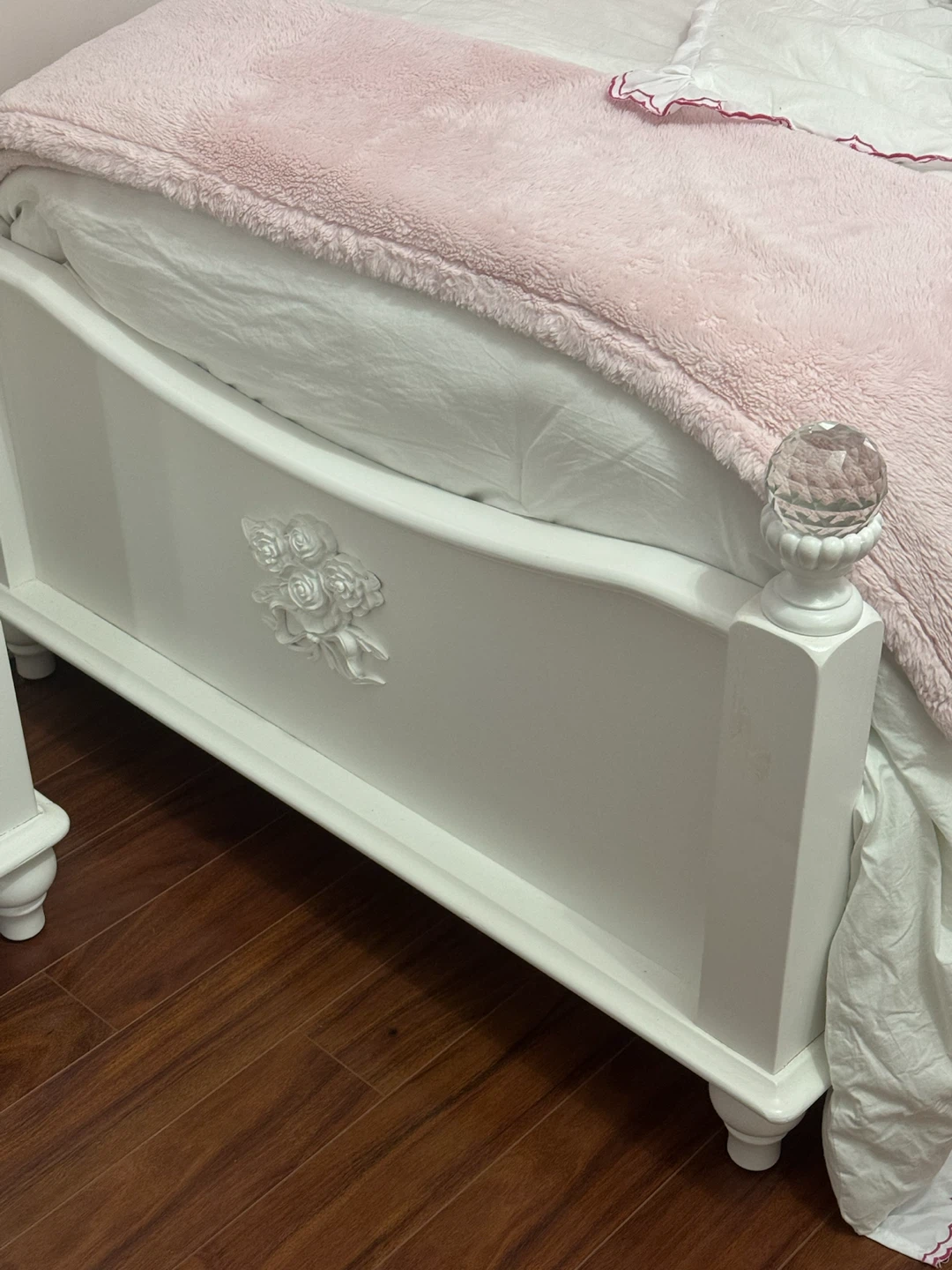 White 3-Piece Twin Bed Frame Set - photo 3