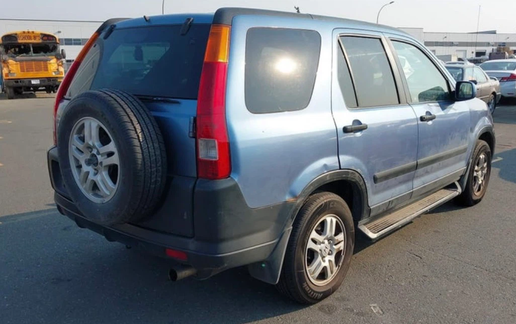 2002 Blue Honda CR-V - photo 3