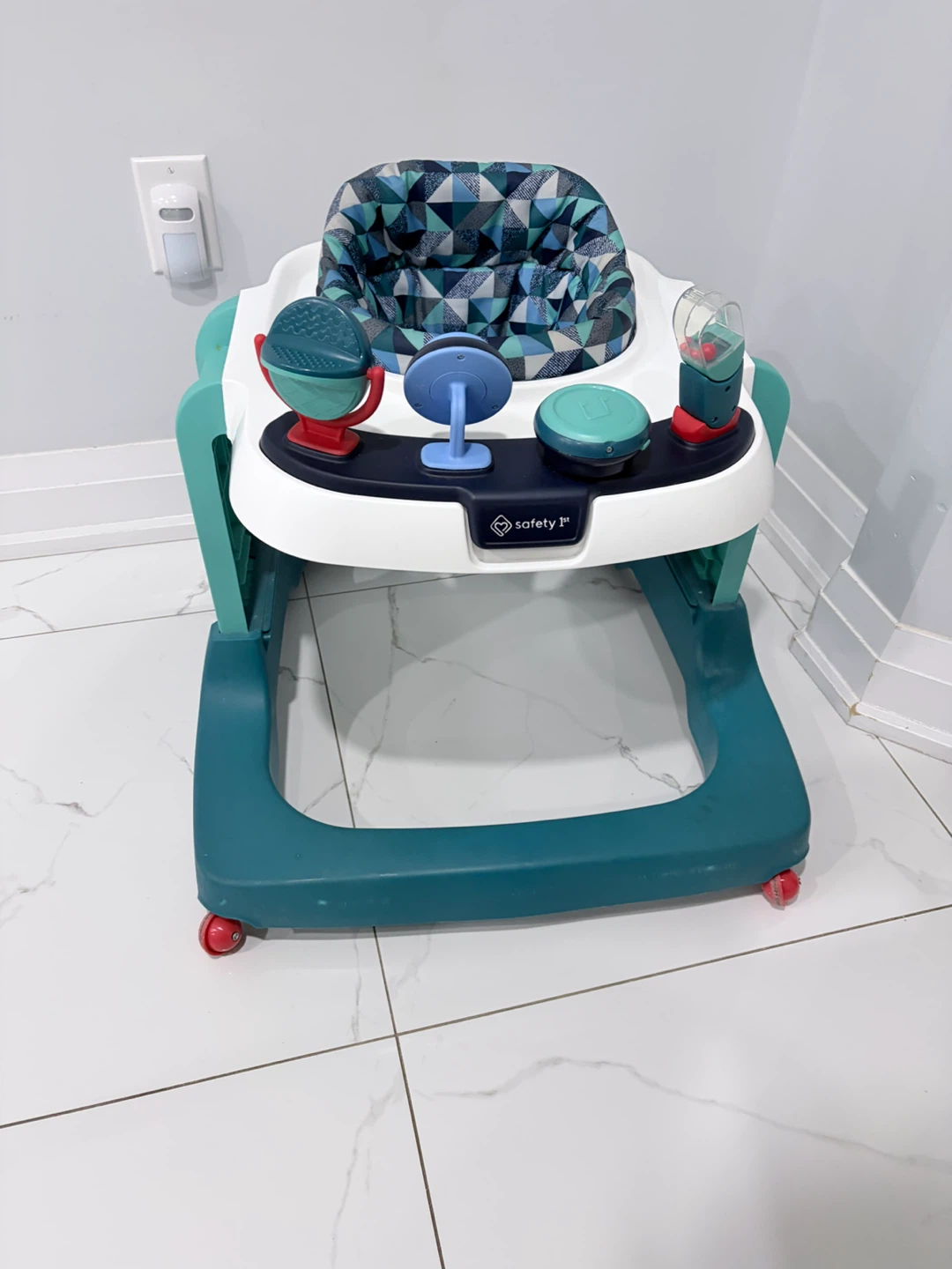Safety 1st Baby Walker - photo 2
