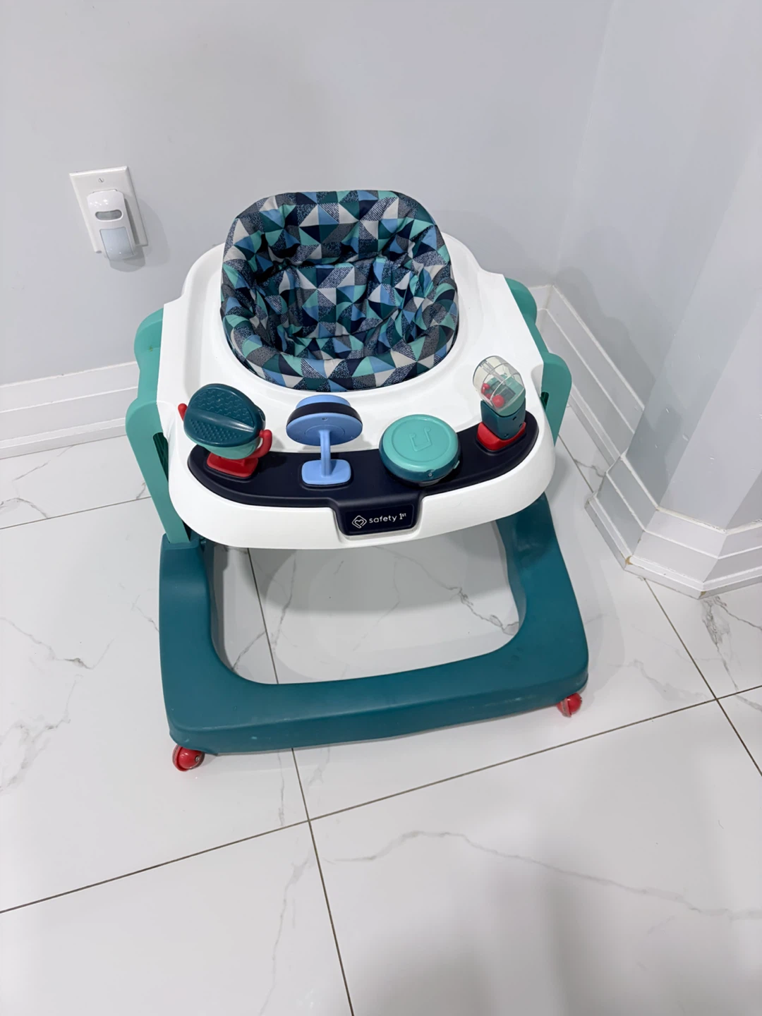 Safety 1st Baby Walker - photo 3