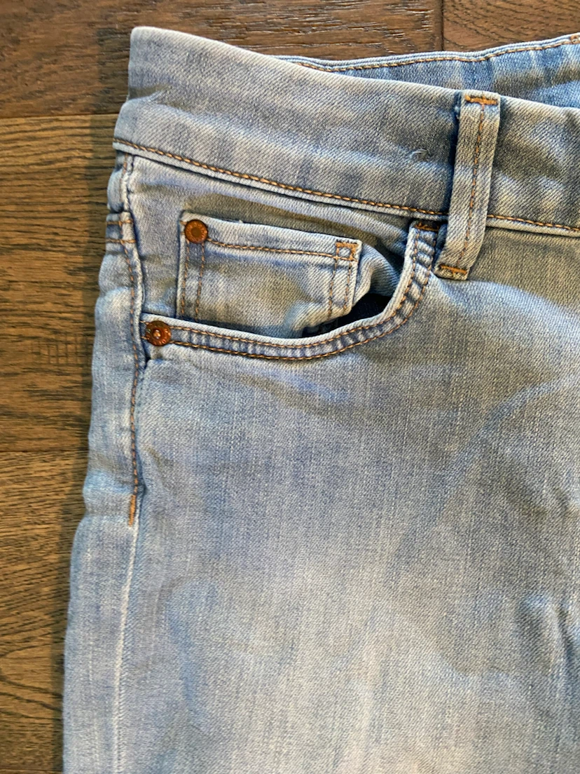EUC: Kids H&M &Denim Light Wash Skinny Fit Jeans - 9-10Y - photo 4